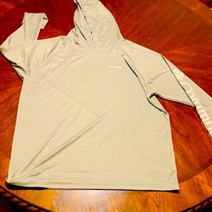 Columbia fishing hoodie excellent condition